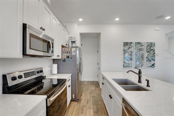 Image No.9-3 Bed Property for sale