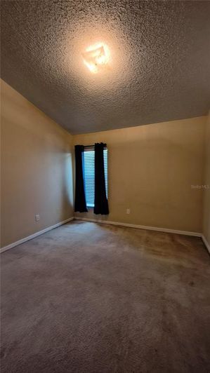 Image No.16-Propriété de 4 chambres à vendre à Clermont