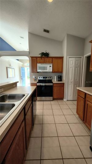 Image No.25-Propriété de 4 chambres à vendre à Clermont