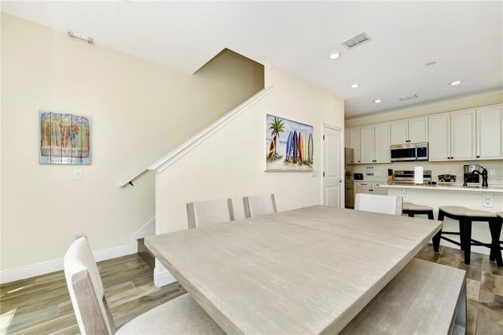 Image No.28-2 Bed Townhouse for sale