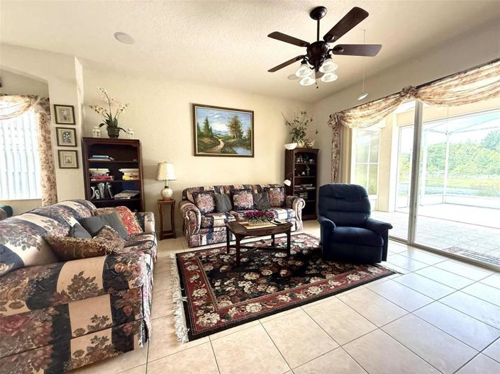 Image No.17-4 Bed Property for sale