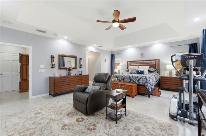 Image No.43-3 Bed Property for sale