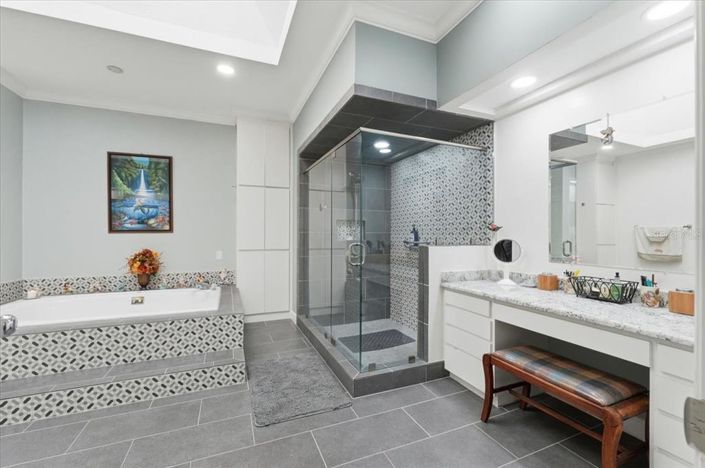 Image No.47-3 Bed Property for sale