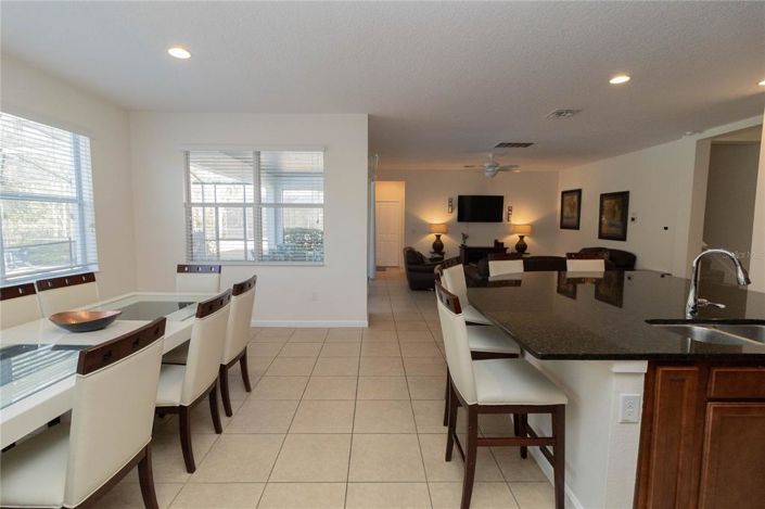 Image No.7-Propriété de 6 chambres à vendre à Kissimmee