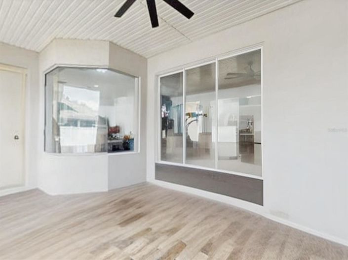 Image No.22-4 Bed Property for sale