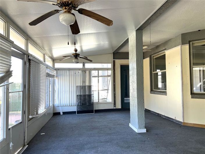 Image No.20-Propriété de 4 chambres à vendre à Kissimmee