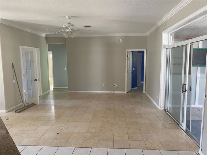 Image No.5-Propriété de 4 chambres à vendre à Kissimmee