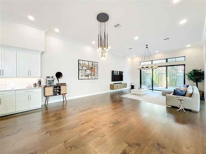 Image No.22-3 Bed Property for sale