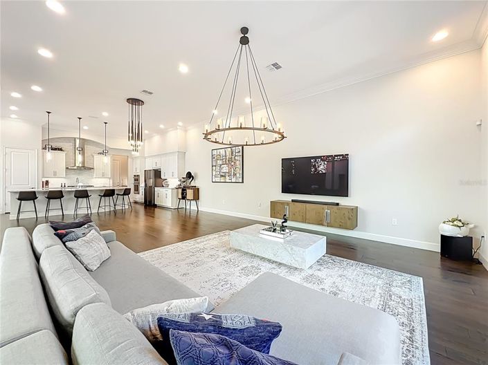 Image No.27-3 Bed Property for sale