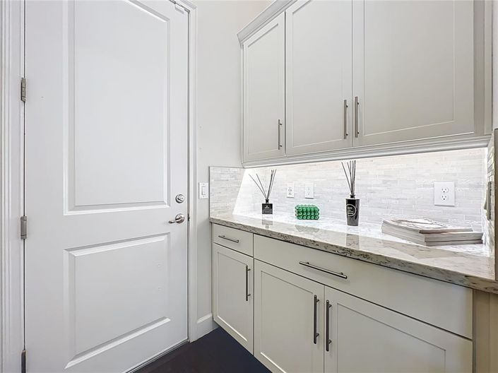 Image No.33-3 Bed Property for sale