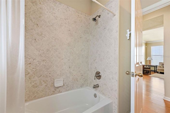 Image No.30-3 Bed Property for sale