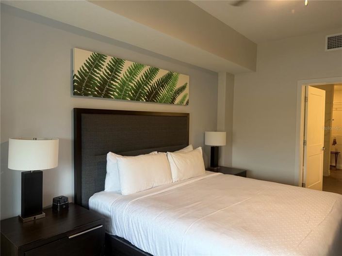 Image No.9-2 Bed Property for sale