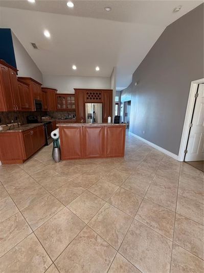 Image No.4-3 Bed Property for sale