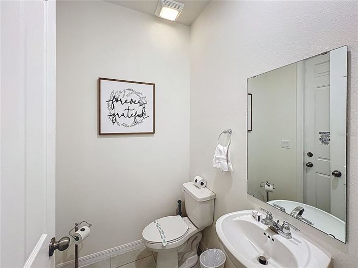 Image No.17-5 Bed Townhouse for sale