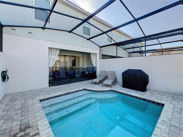 Image No.2-5 Bed Townhouse for sale