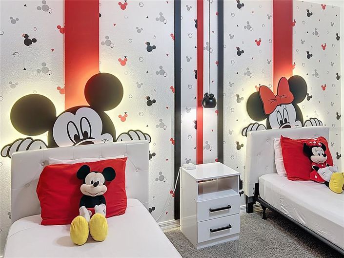 Image No.35-5 Bed Townhouse for sale