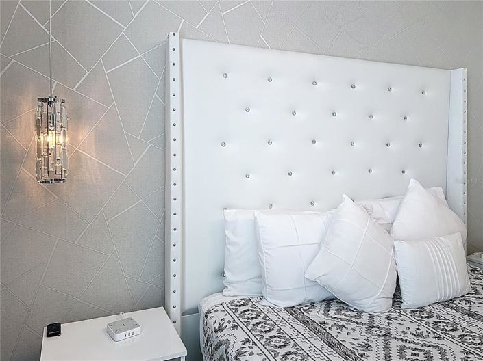 Image No.40-5 Bed Townhouse for sale