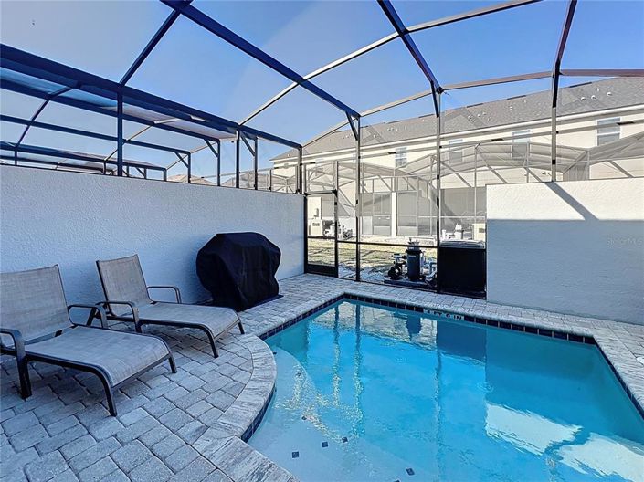 Image No.44-5 Bed Townhouse for sale