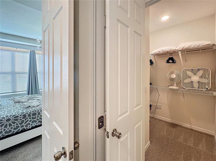 Image No.8-5 Bed Townhouse for sale