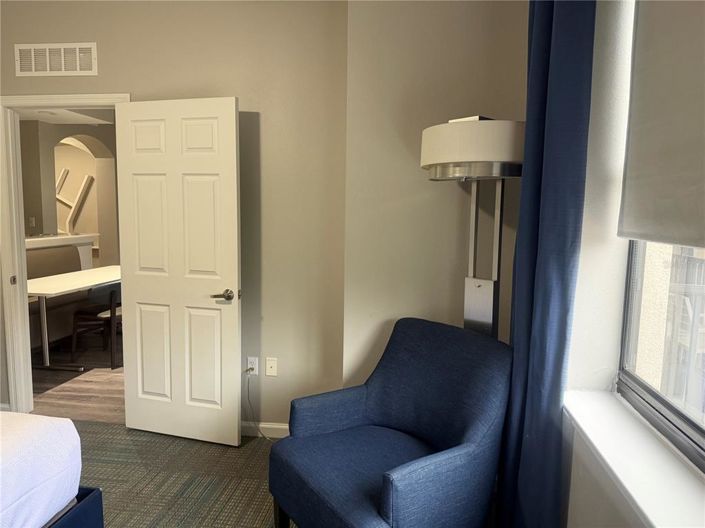 Image No.9-2 Bed Property for sale