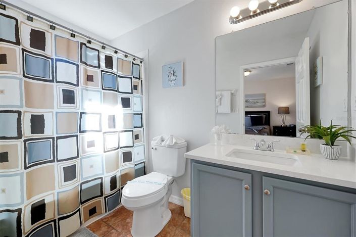 Image No.18-3 Bed Townhouse for sale