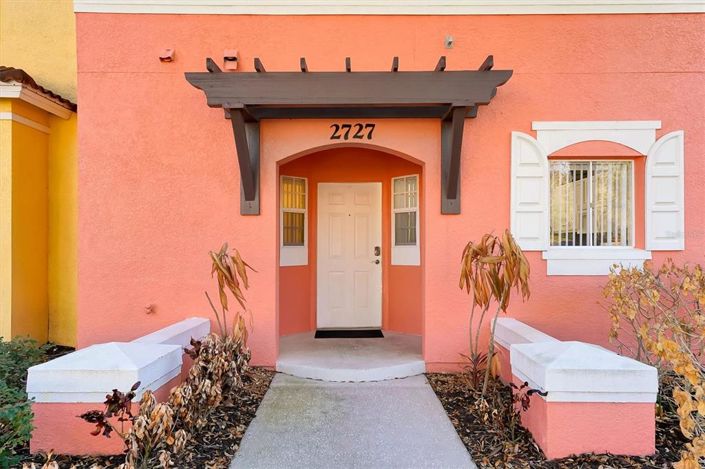 Image No.2-3 Bed Townhouse for sale