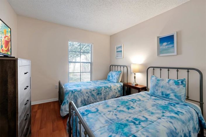 Image No.23-3 Bed Townhouse for sale