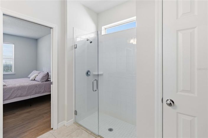 Image No.19-3 Bed Property for sale