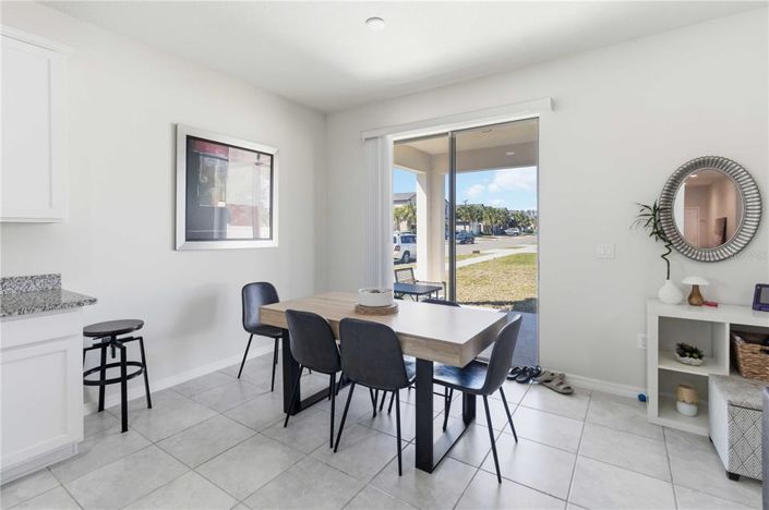 Image No.5-3 Bed Property for sale