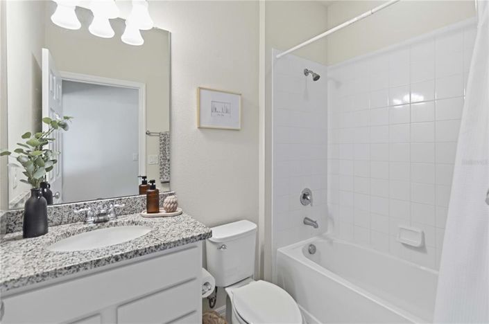 Image No.9-3 Bed Property for sale