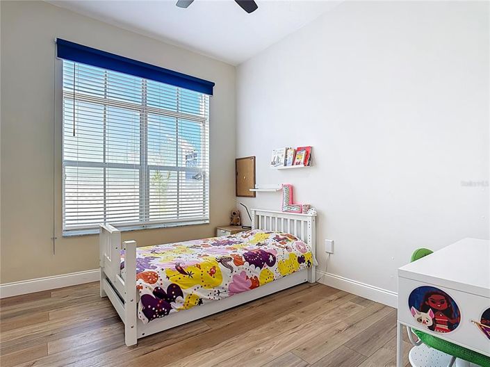 Image No.17-3 Bed Property for sale