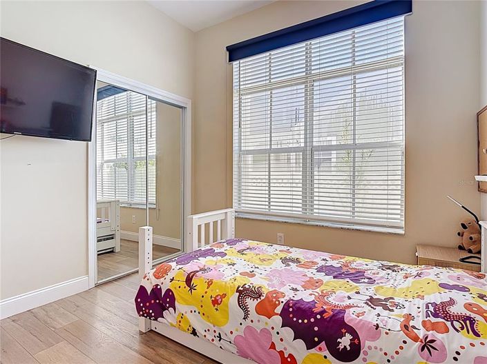 Image No.18-3 Bed Property for sale