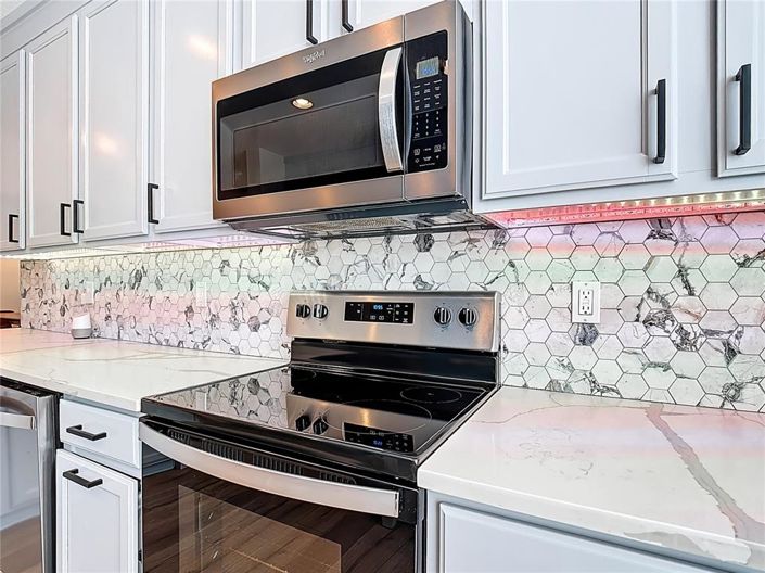 Image No.8-3 Bed Property for sale