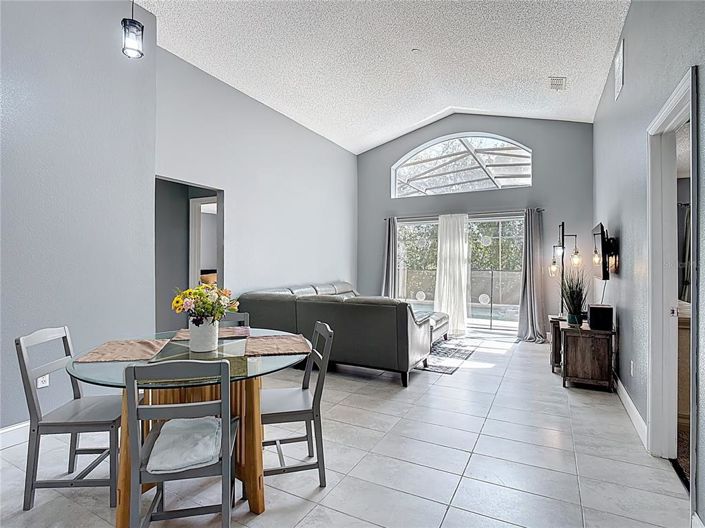 Image No.13-Propriété de 4 chambres à vendre à Kissimmee