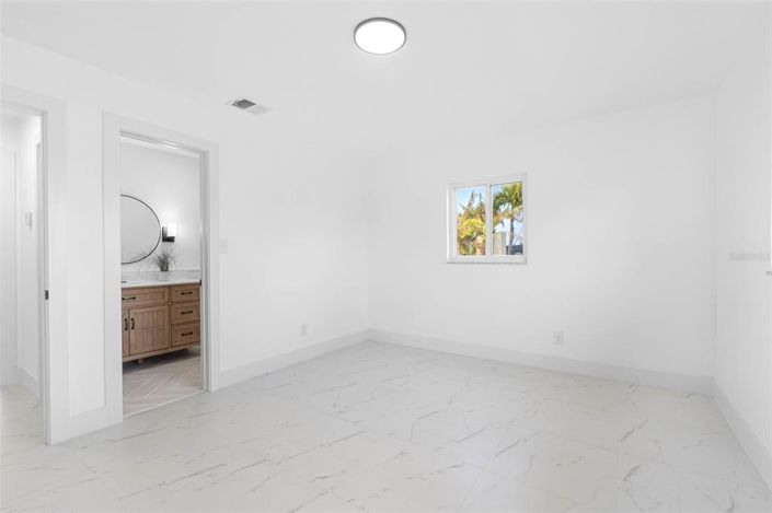 Image No.29-Propriété de 3 chambres à vendre à Treasure Island