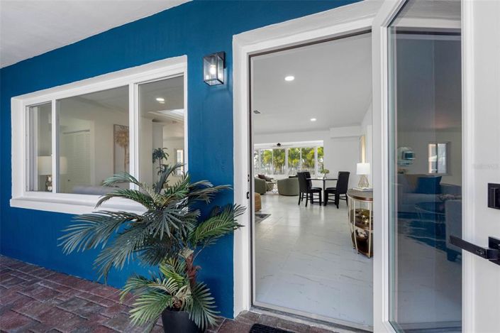 Image No.5-Propriété de 3 chambres à vendre à Treasure Island