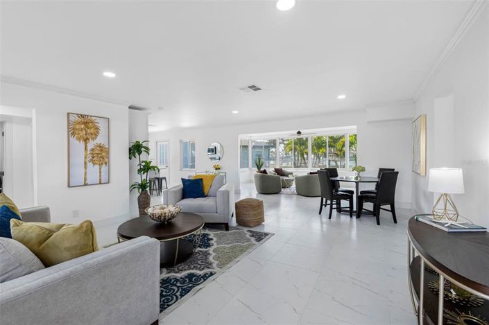 Image No.6-Propriété de 3 chambres à vendre à Treasure Island