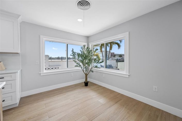 Image No.11-3 Bed Property for sale