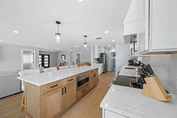 Image No.16-3 Bed Property for sale