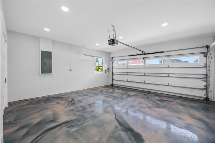 Image No.41-3 Bed Property for sale