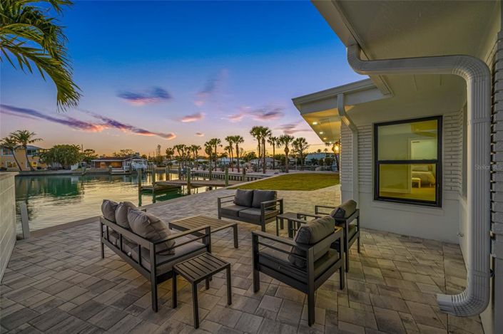 Image No.50-3 Bed Property for sale