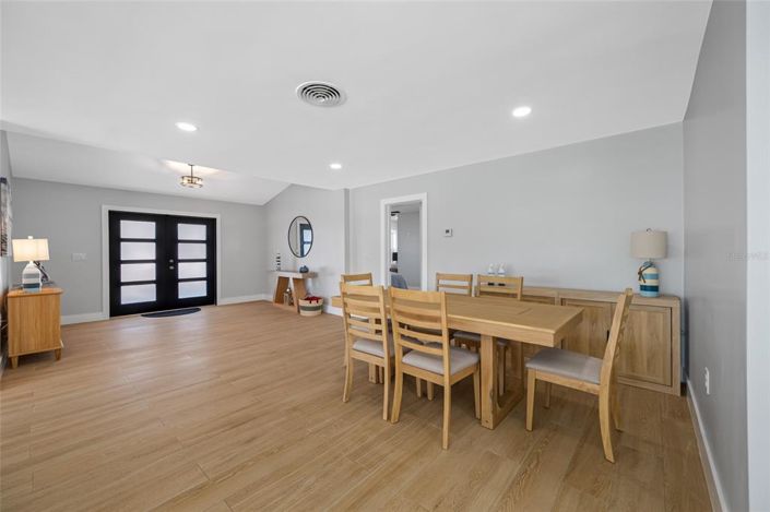 Image No.6-3 Bed Property for sale