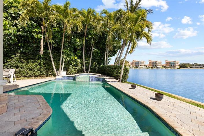 Image No.56-Propriété de 5 chambres à vendre à St. Petersburg