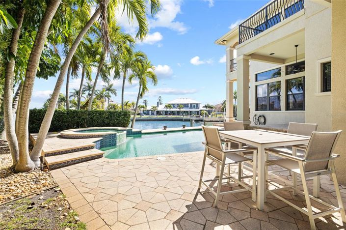 Image No.59-Propriété de 5 chambres à vendre à St. Petersburg