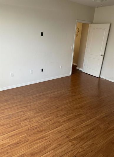 Image No.16-4 Bed Property for sale