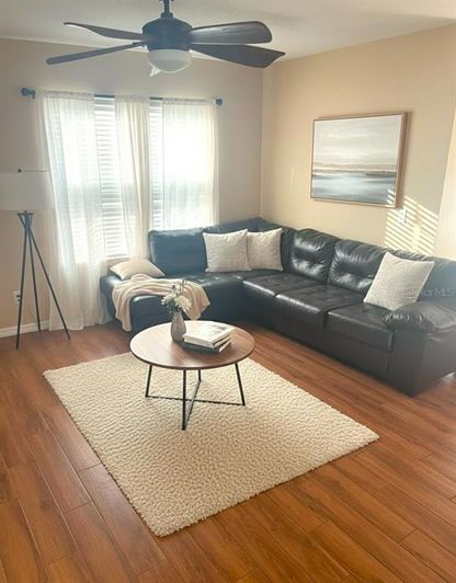 Image No.2-4 Bed Property for sale