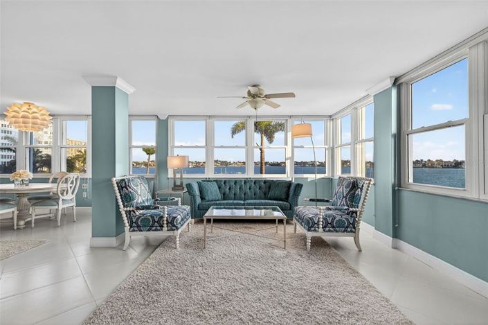 Image No.10-2 Bed Property for sale