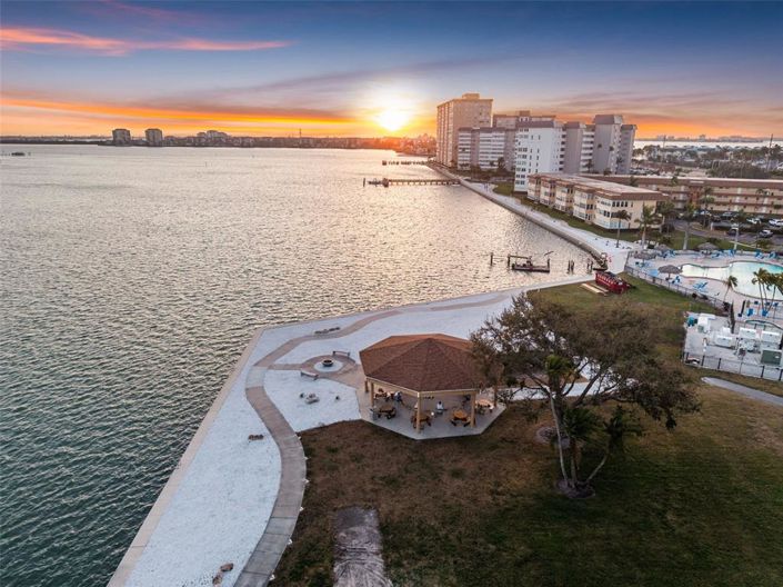 Image No.24-2 Bed Property for sale