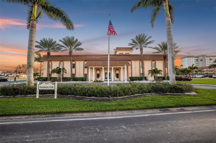 Image No.32-2 Bed Property for sale