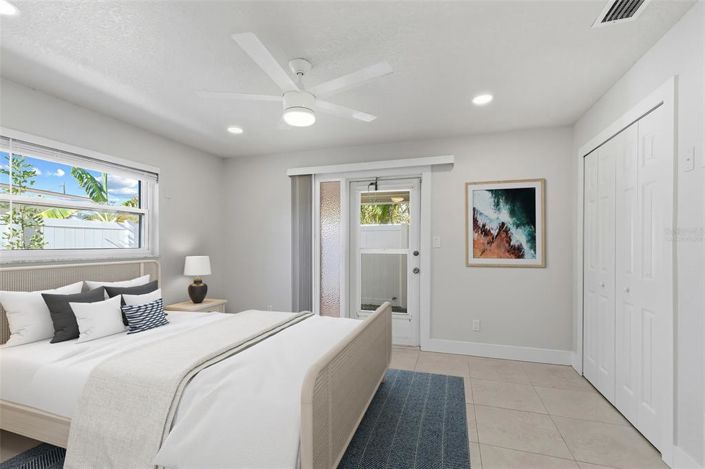 Image No.18-3 Bed Property for sale